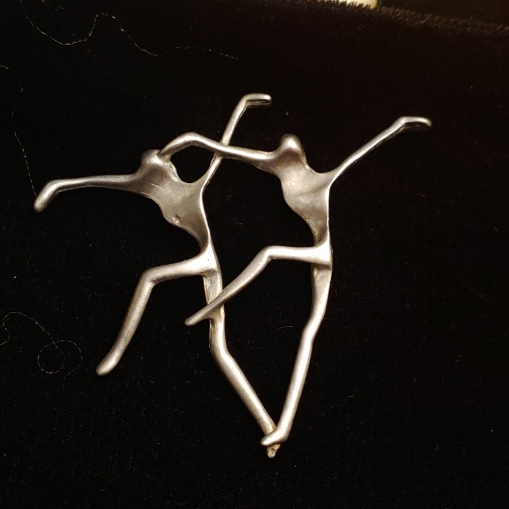 Dancing couple brooch